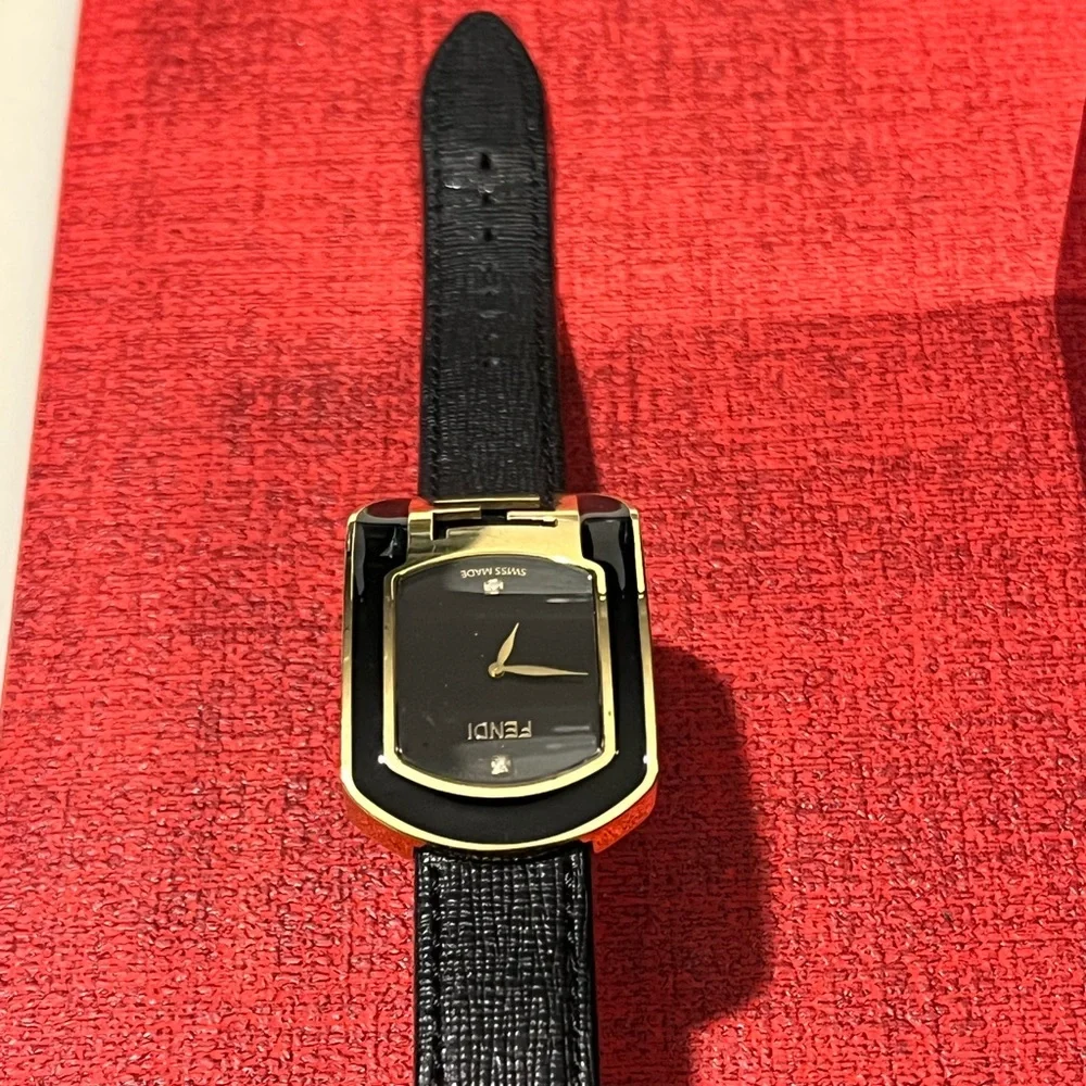 FENDI CHAMELEON AUTHENTIC DOUBLE ICONIC ‘F’ LEATHER DIAMOND WATCH